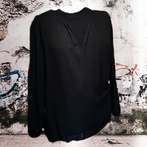 Old Navy Black Relaxed Long Sleeve Blouse